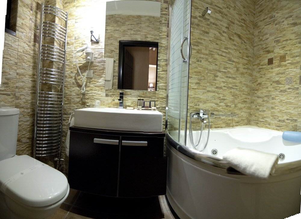 Фото Ostra Menalon Luxury Suites