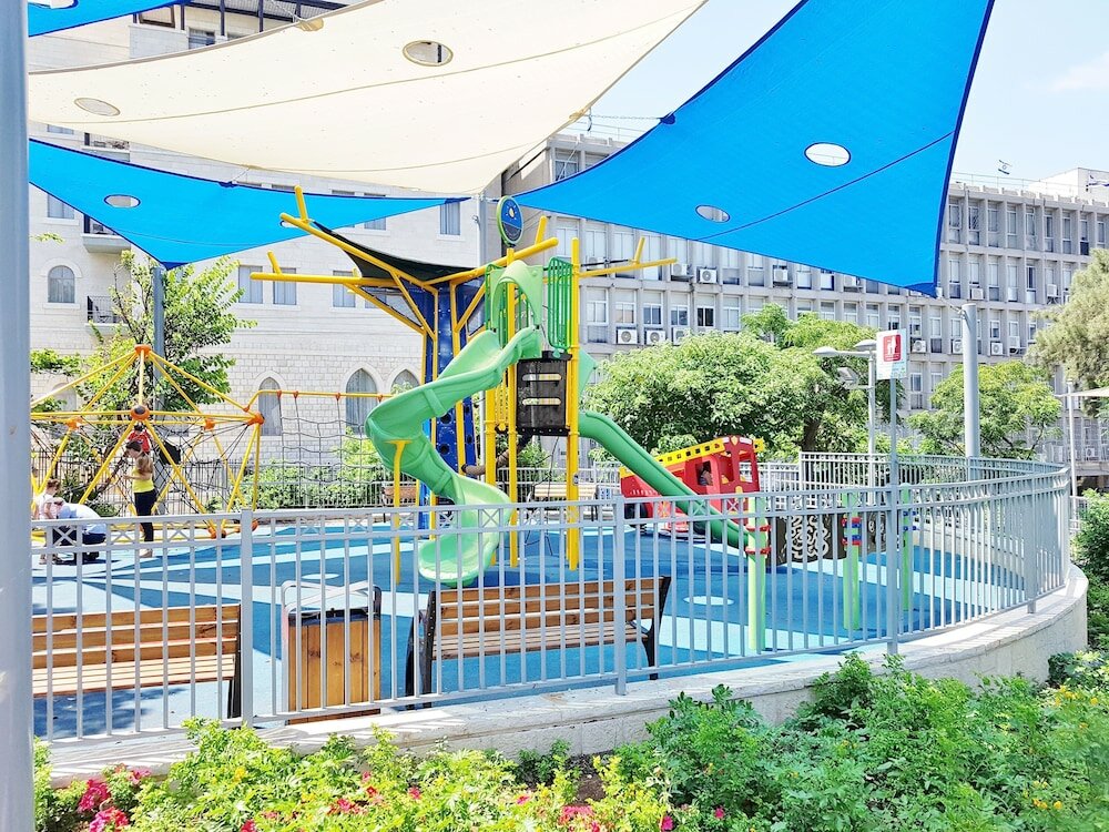 Фото Carmel Apartments