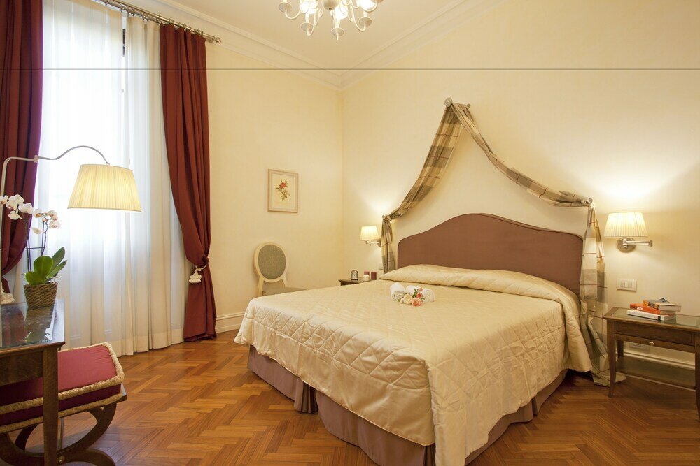 Фото Serristori Palace Residence