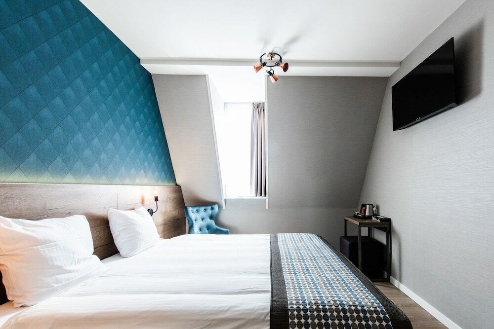 Фото Melrose Hotel