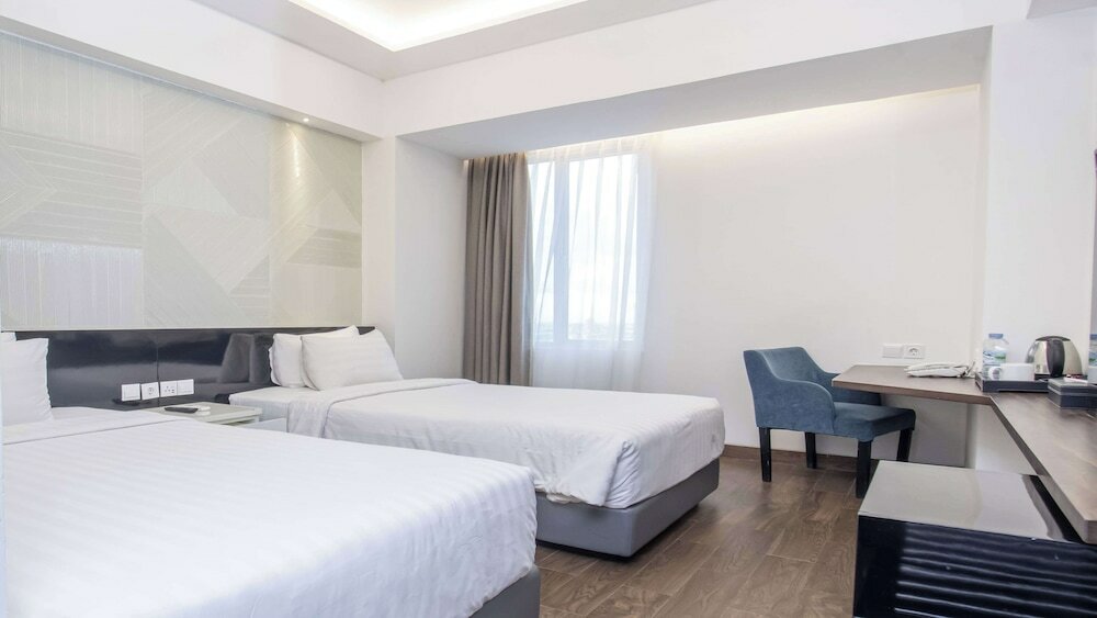 Фото Golden Tulip Essential Makassar