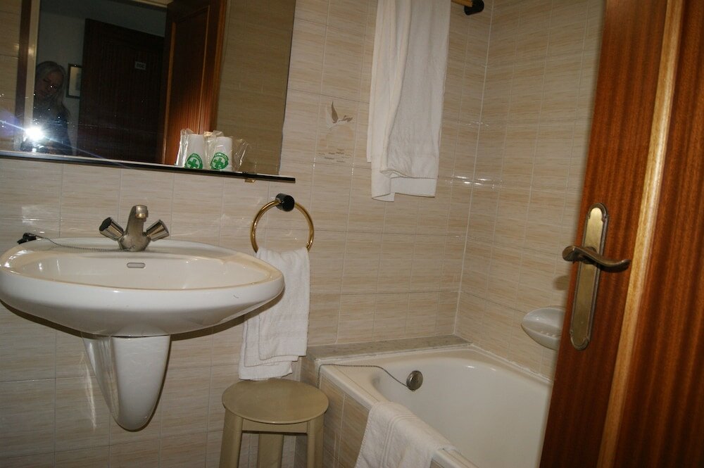 Фото Hotel Font del Marge