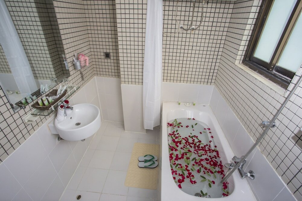 Фото Diamond Rise Hotel Mandalay