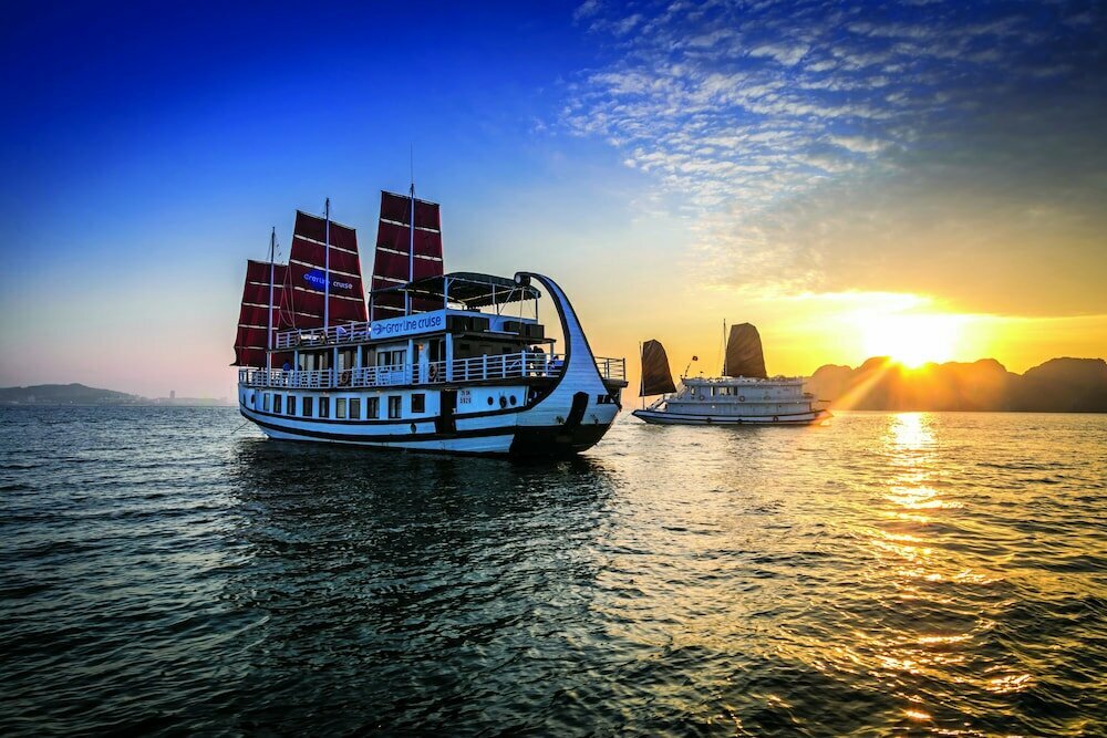 Hotel Gray Line Private Luxury Cruise, Quảng Ninh Province, photo
