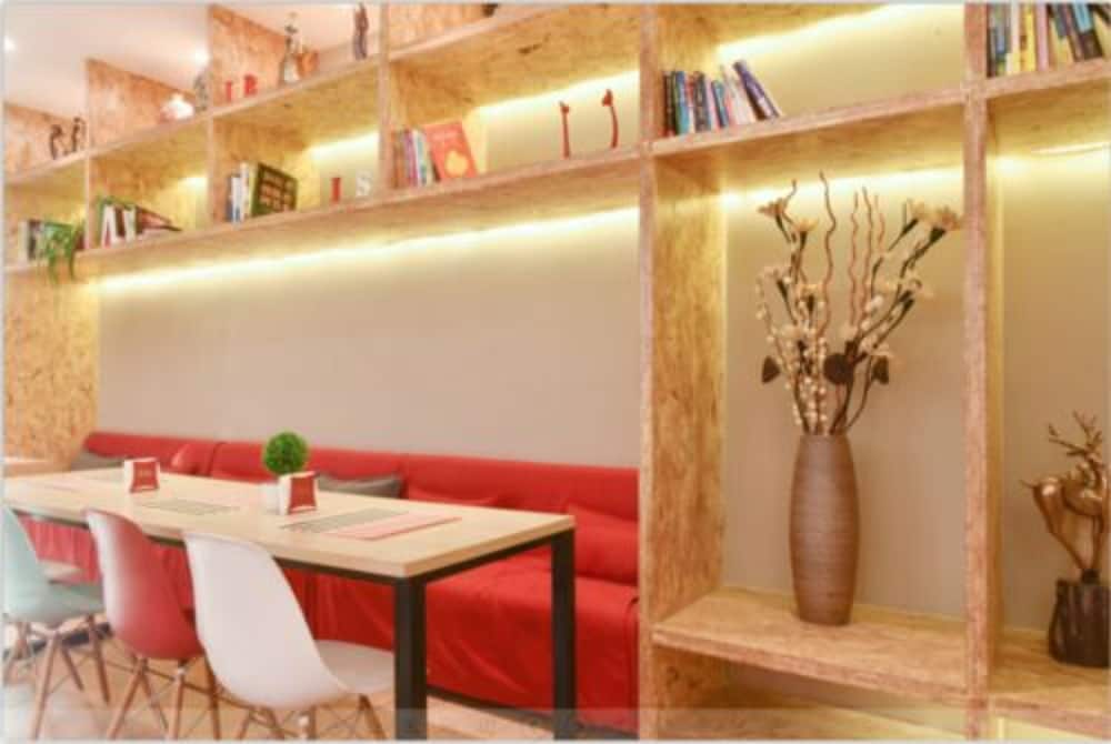 Фото Ibis Xian Qinglong Temple