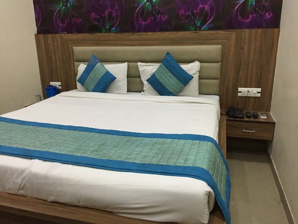 Фото Hotel The Queen by Vivo Hotels