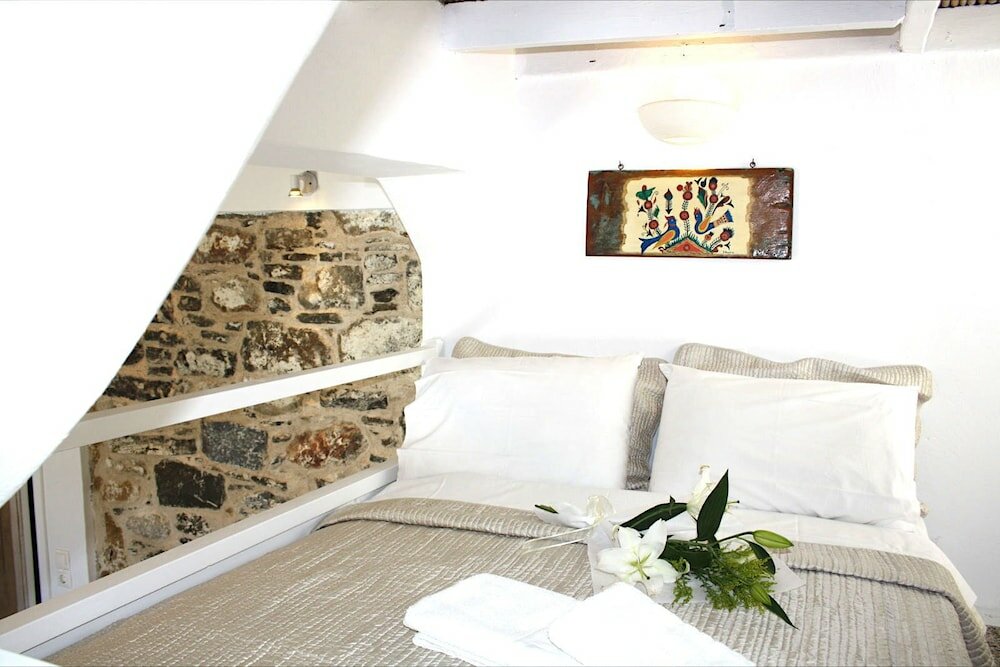 Фото Mariakis Luxury Studios