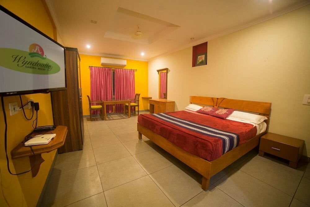 Фото Wynd Valley Garden Resort