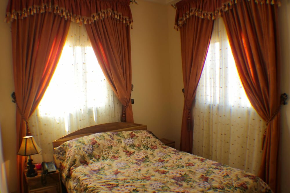 Фото Jeane's Appart Hotel