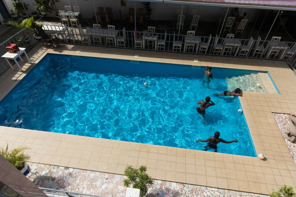 Фото отеля 3