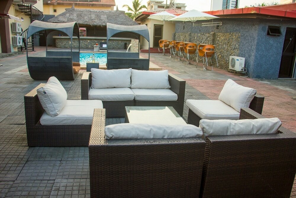 Фото The Palmview Manor Hotel