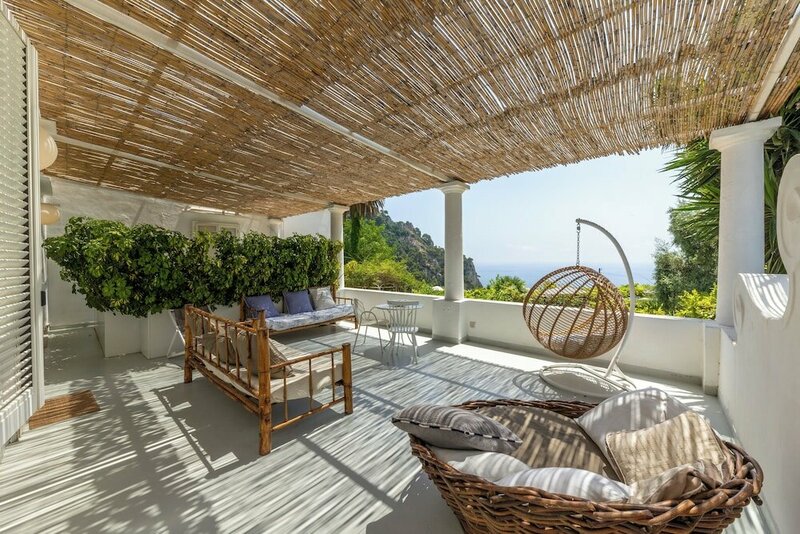 Гостиница Suite Time Capri Villa La Pergola в Капри