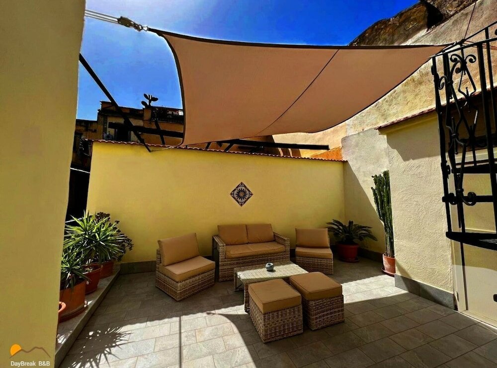 Фото DayBreak B&b