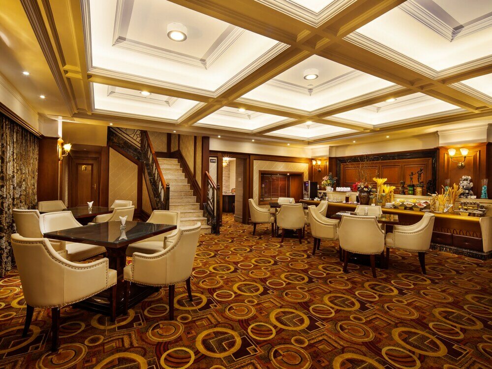 Фото Chongqing Auwi Hotel