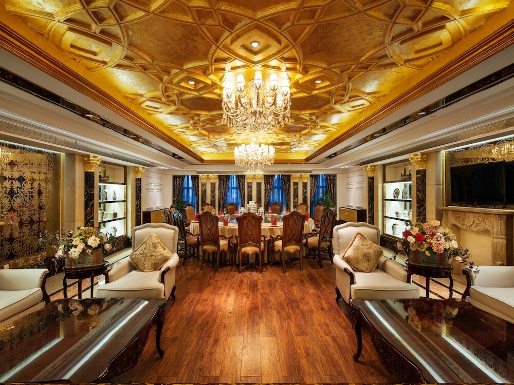 Фото Chongqing Auwi Hotel