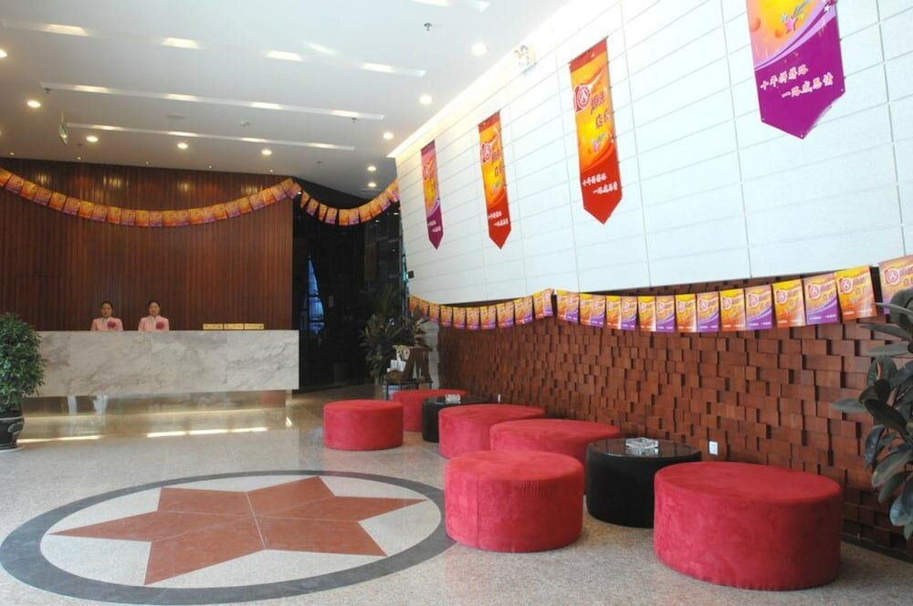 Фото Luoyang Aviation E-Home Inn