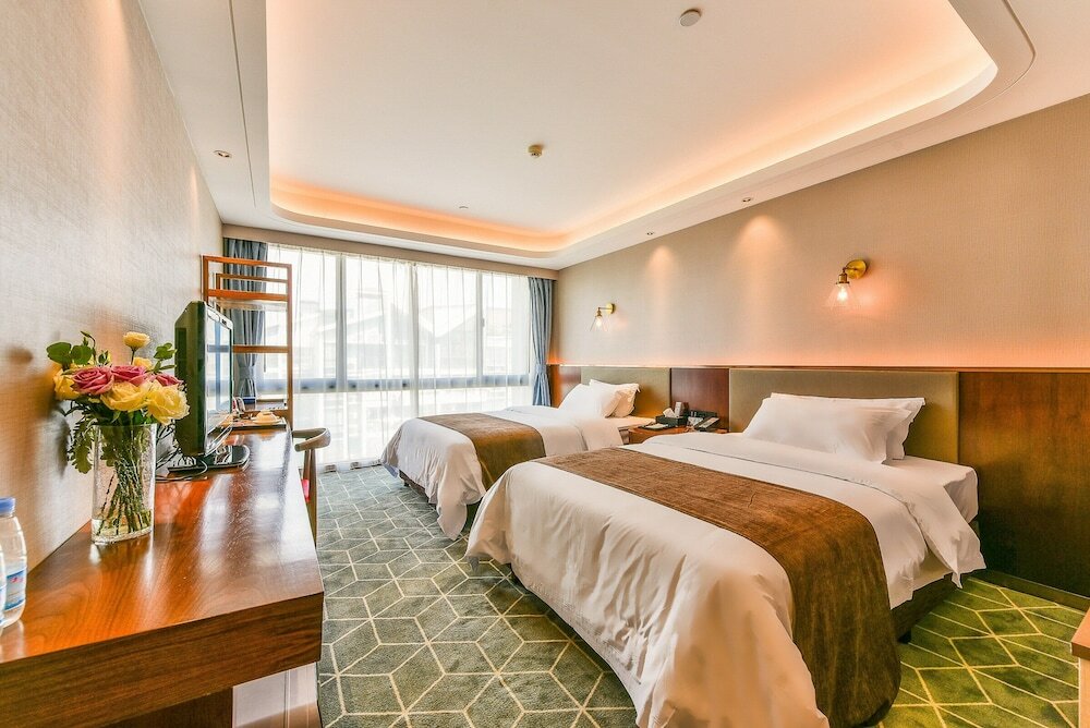 Фото Guilin Plaza Hotel