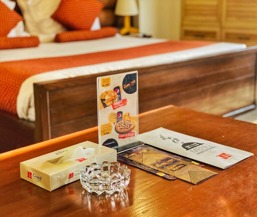 Фото Grand Islamabad Hotel