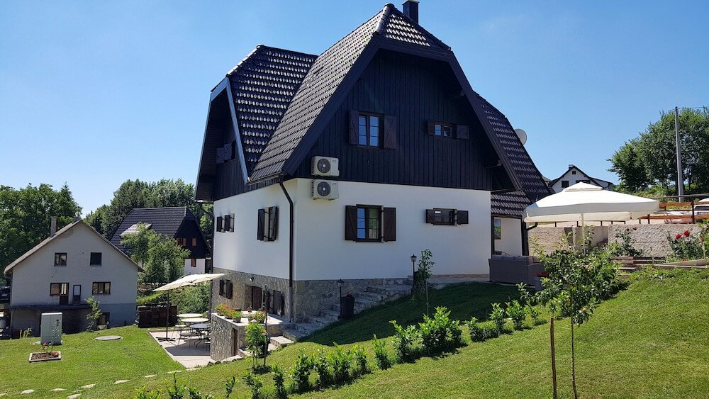 Фото Plitvice Lakes Villa Prica