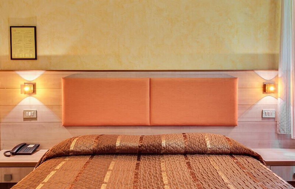 Фото Hotel Dolce Vita Cesenatico