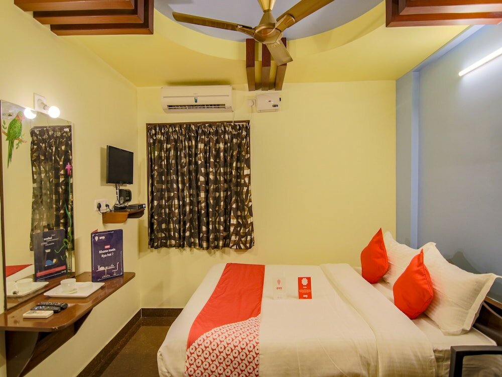 Фото Oyo 10711 Hotel Nsnr Residency