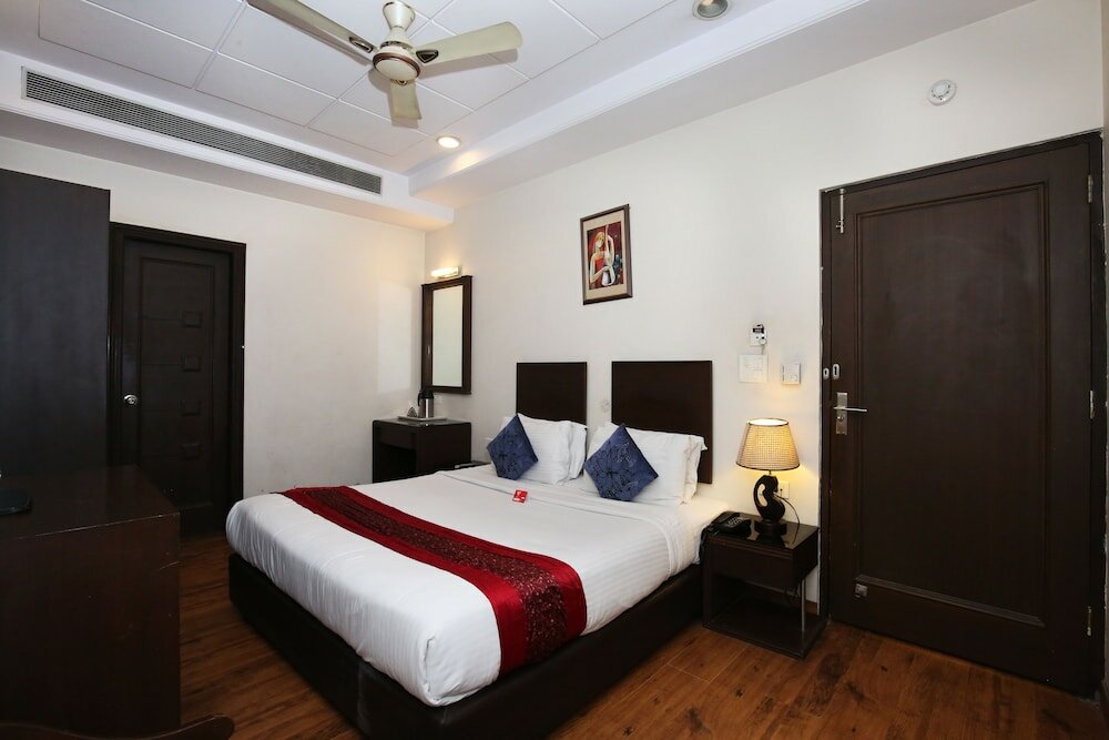 Фото Oyo Flagship 113 Golden Temple Road