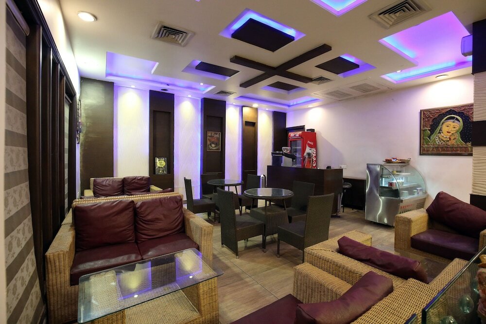 Фото Oyo Flagship 113 Golden Temple Road