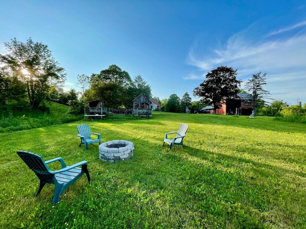 Фото 1735 Stone Farmhouse