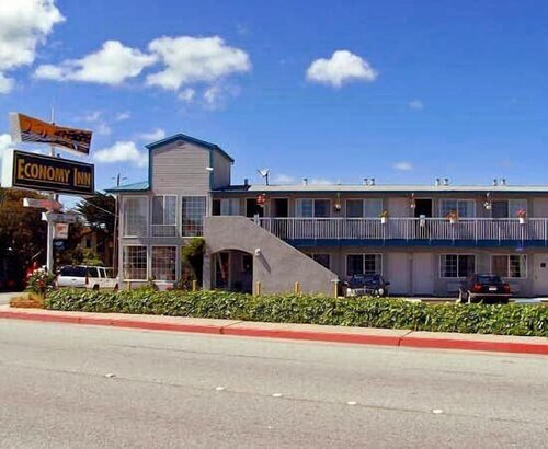 Гостиница Economy Inn Monterey в Монтерее