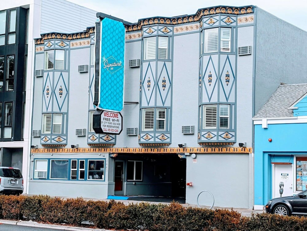 Фото отеля 1