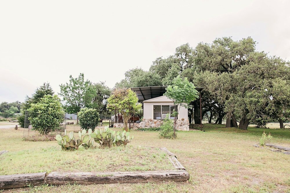 Фото Frio River Cabins