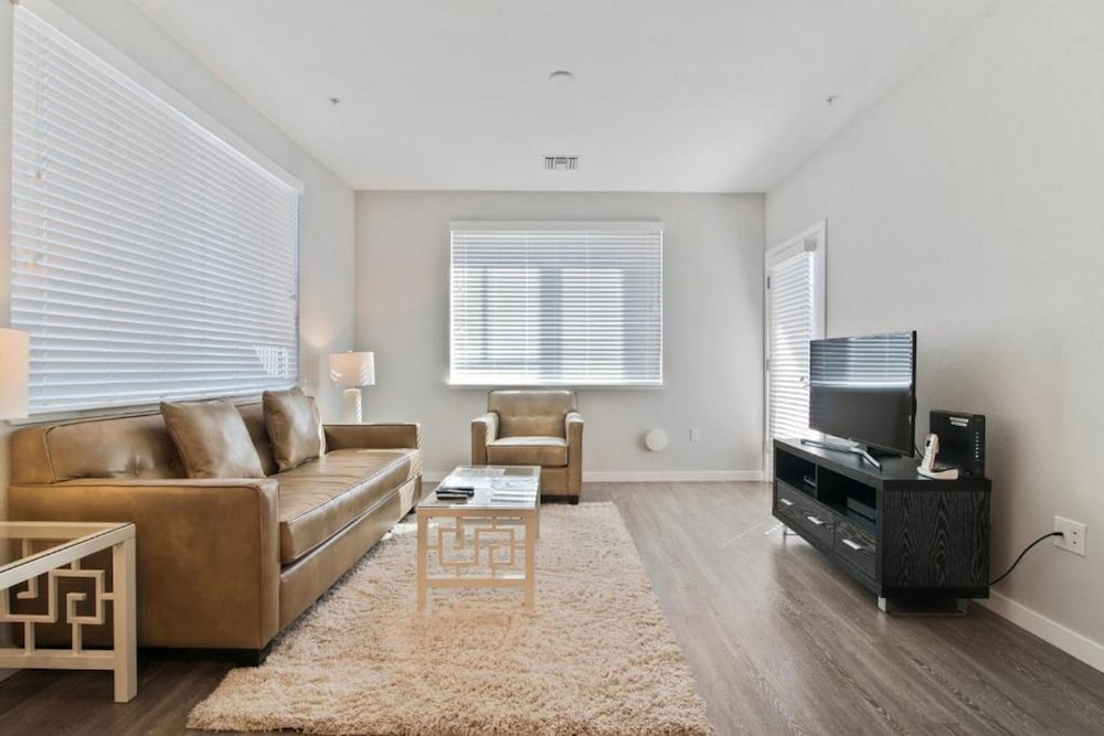 Фото Luxury Condos Menlo Park