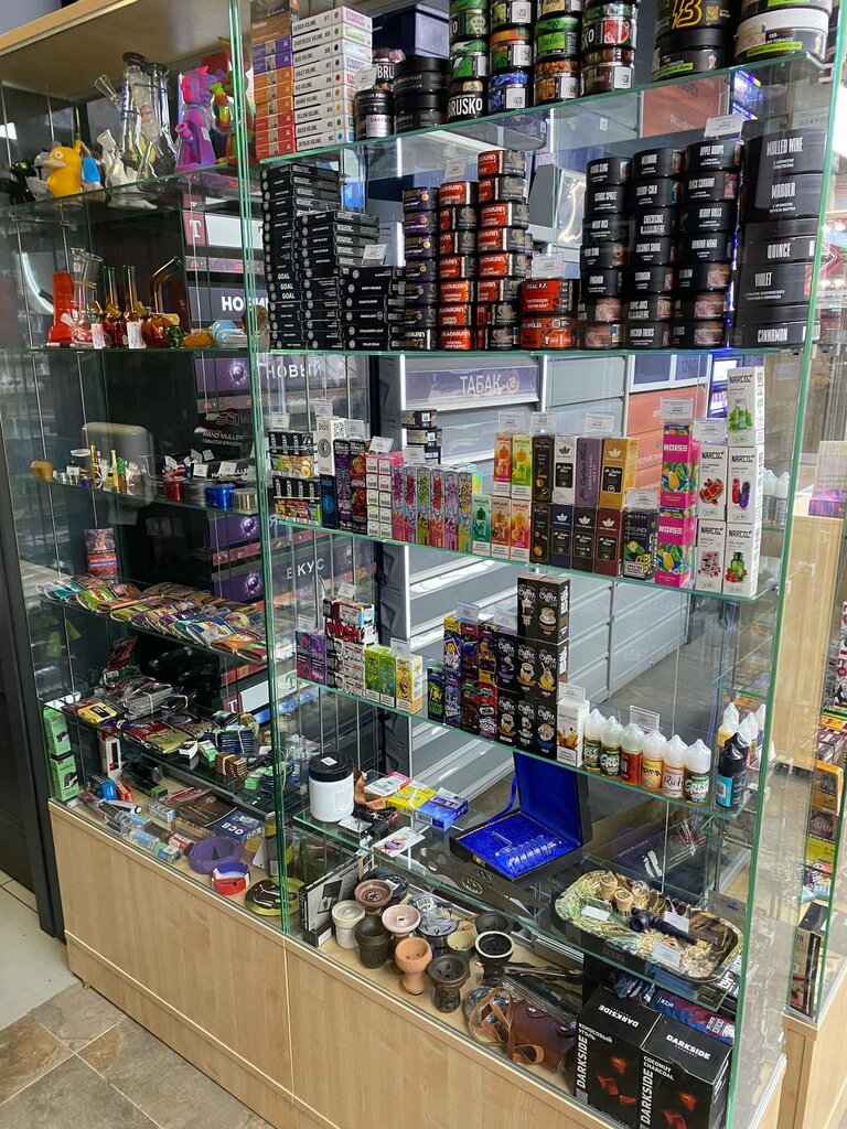Магазин табака и курительных принадлежностей Black Market, Москва, фото
