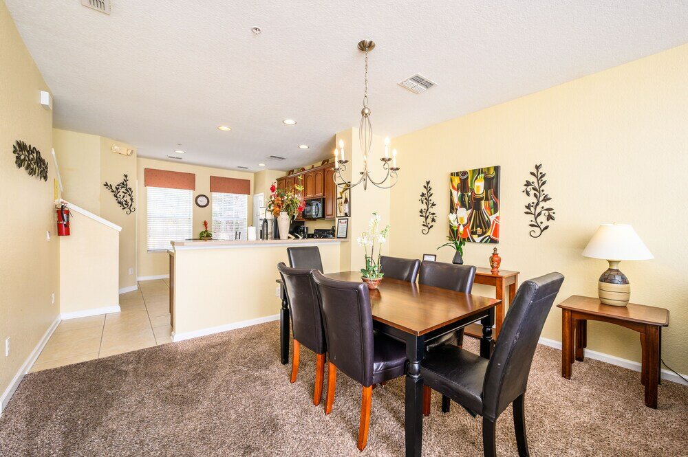 Фото Vista Cay Resort Direct Townhomes by Millennium Management