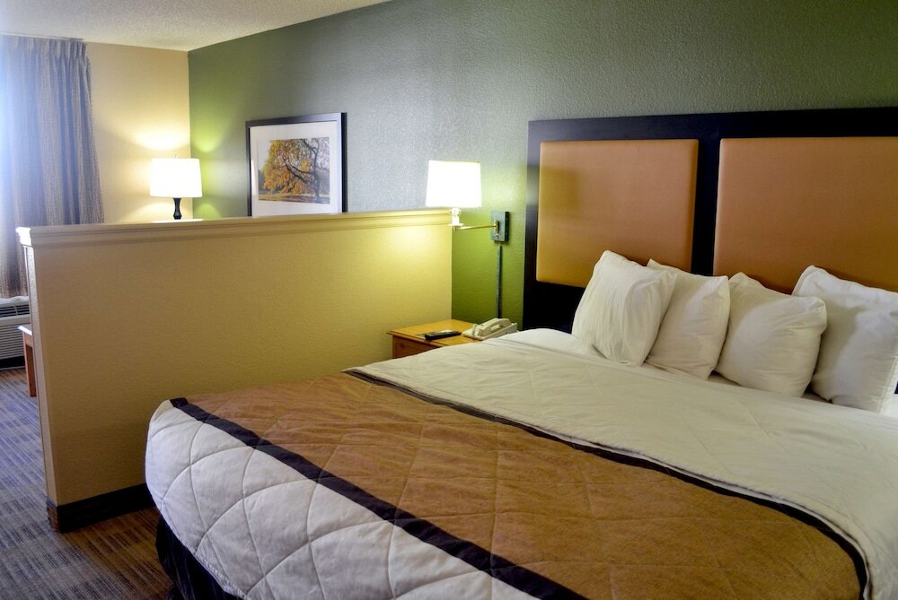 Фото Extended Stay America Suites North Raleigh Wake Forest Rd