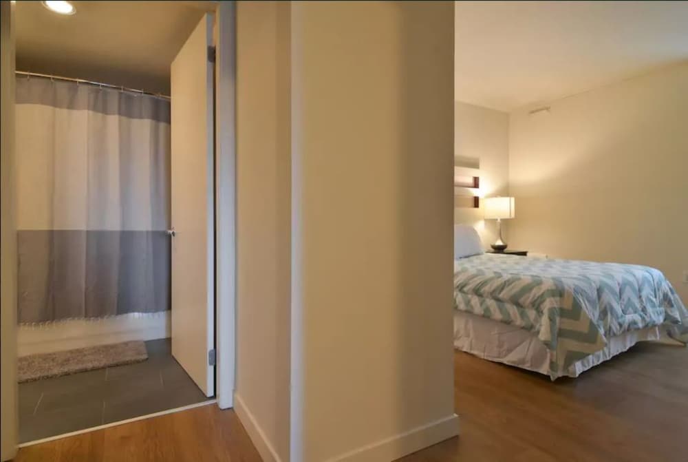 Фото High Rise 2bd 2bth Home Pike Place