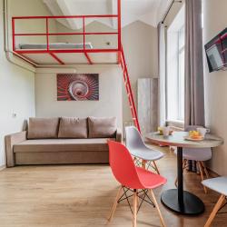 Фото Берисон Апарт