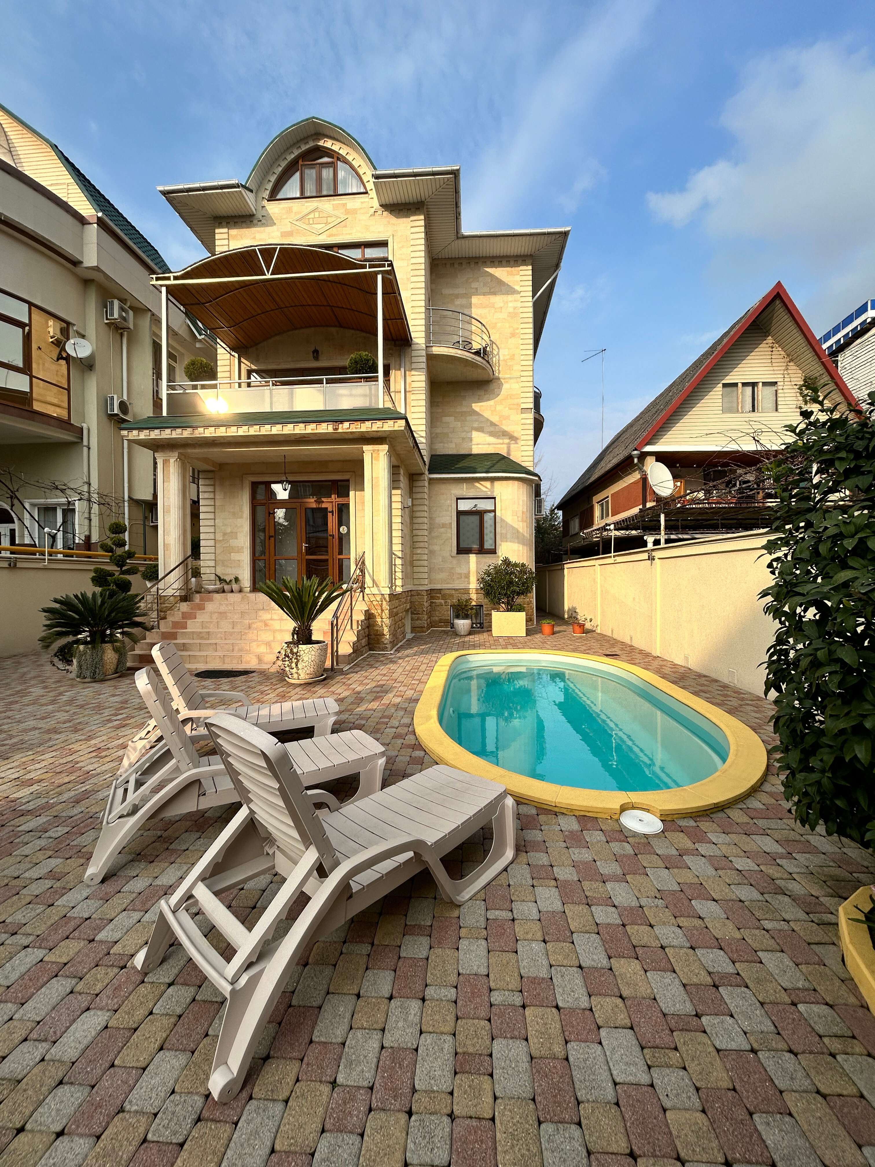 Фото Река и Море