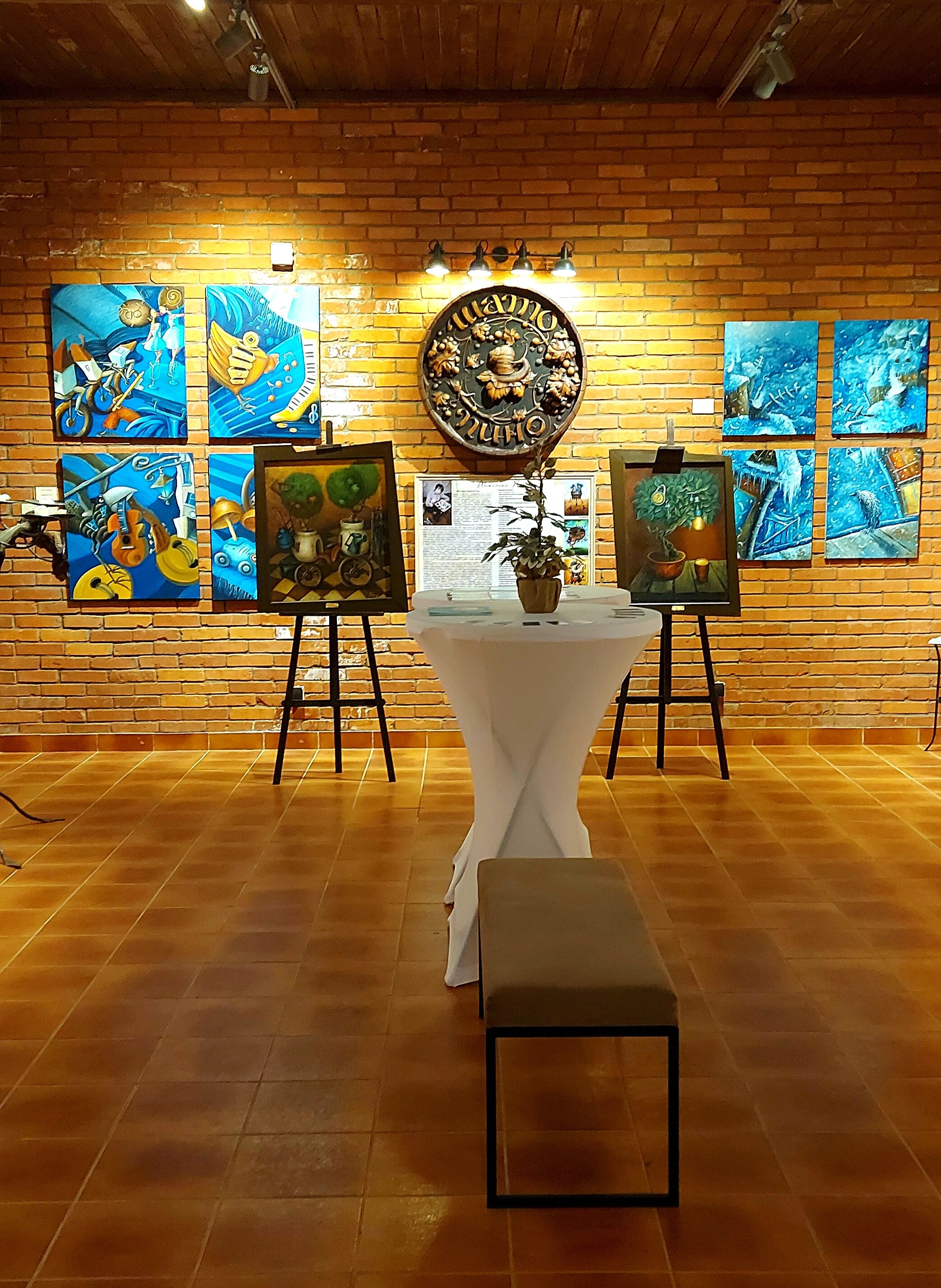 Фото Chateau Pinot Отель