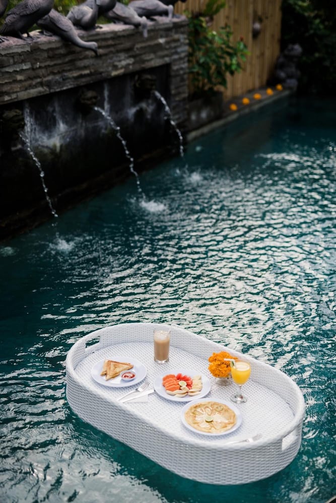 Фото Desak Putu Putra Hidden