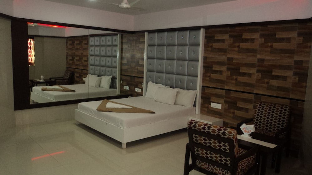 Фото Hotel Celeste Colaba