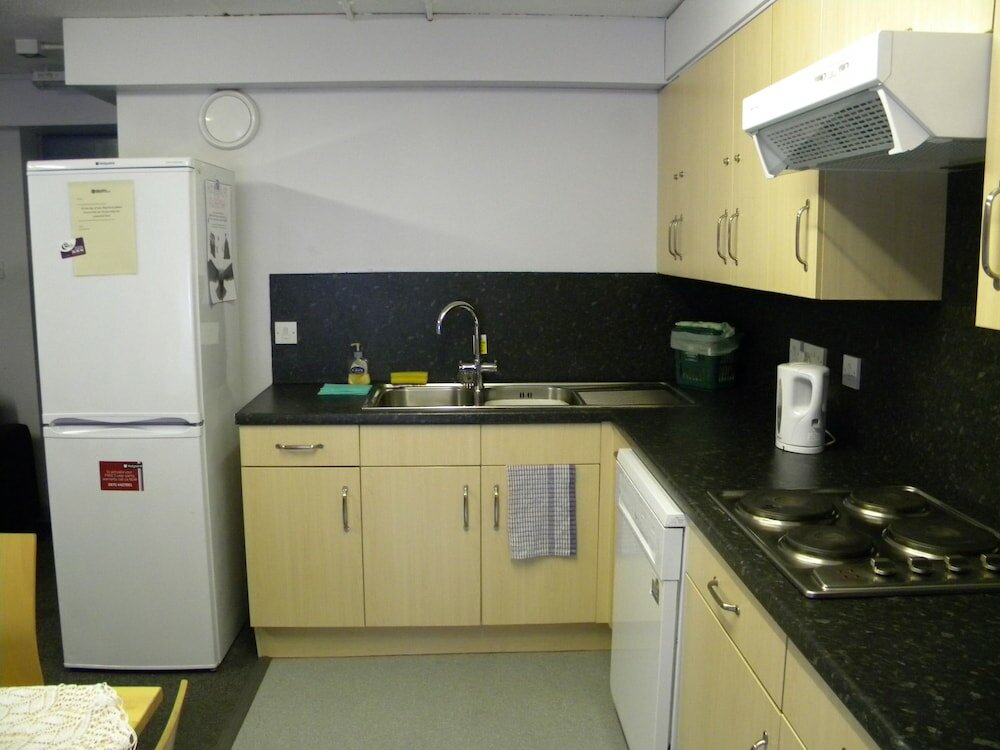 Фото Woolmanhill City Centre - Campus Accommodation