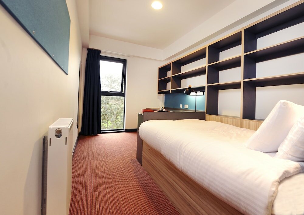 Фото Peel Park Quarter - Campus Accommodation