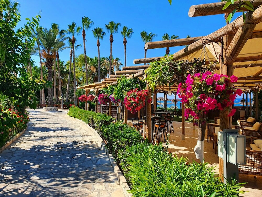 Фото Cavo Maris Beach Hotel