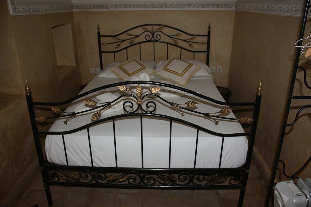 Фото Riad Bousskri