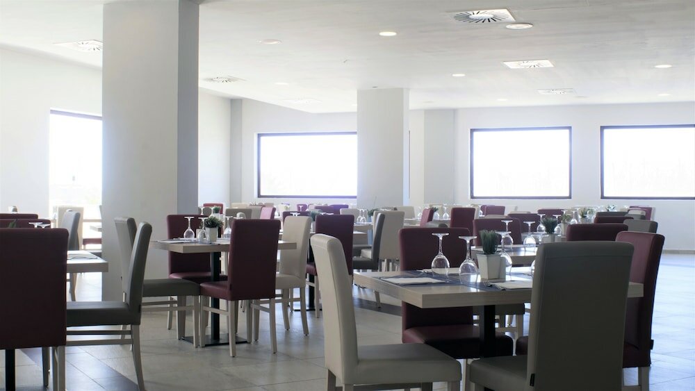 Фото Ohtels Campo De Gibraltar