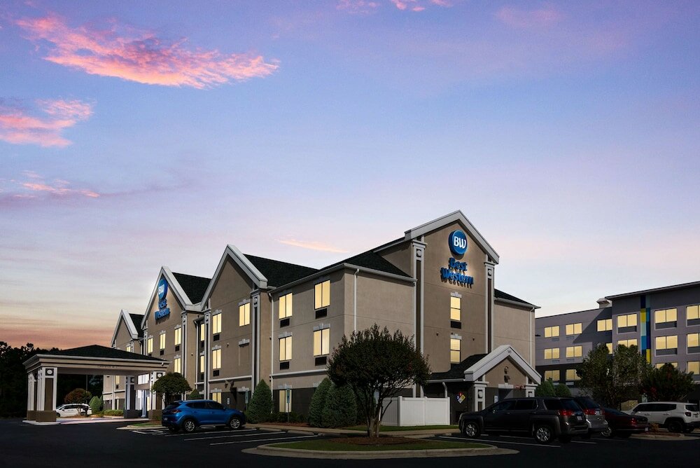 Фото Best Western Smithfield Inn