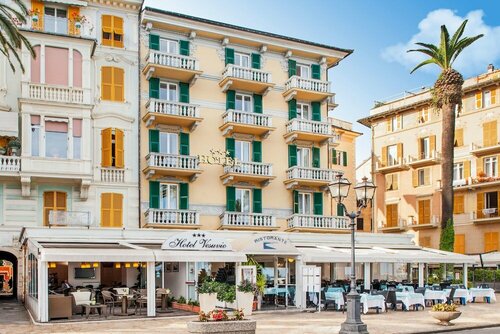 Гостиница Hotel Vesuvio в Рапалло