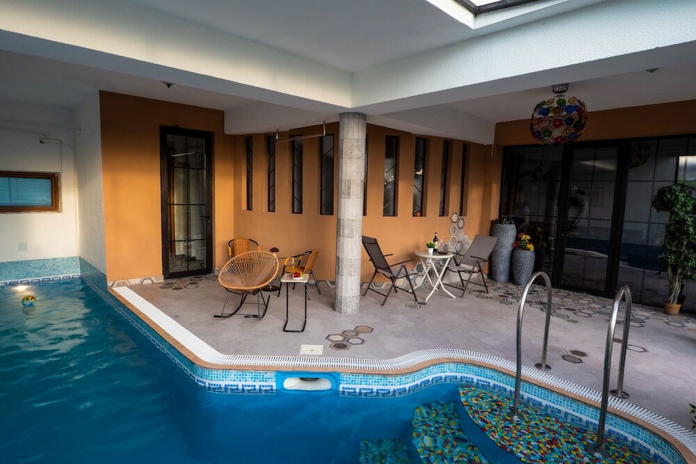 Фото Hotel Livin