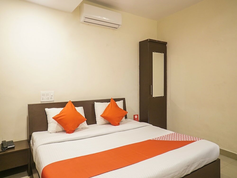 Фото Oyo 12529 Hotel Sunrise Regency